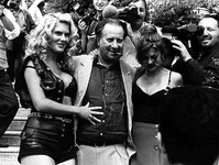 Тинто Брасс

Tinto Brass